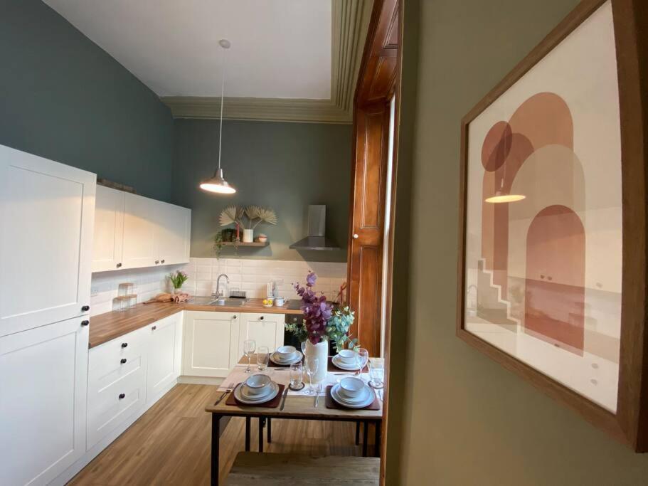 Fabulous Flat In Durnford Street Apartment พลีมัธ ภายนอก รูปภาพ